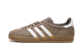 Gazelle Indoor "Earth Strata White Gold Metallic" JQ0175
