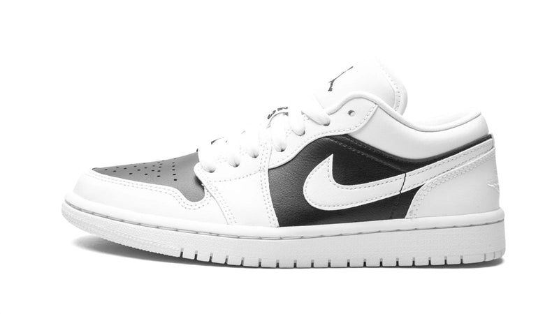 Air Jordan 1 Low WMNS "Panda" Black / White