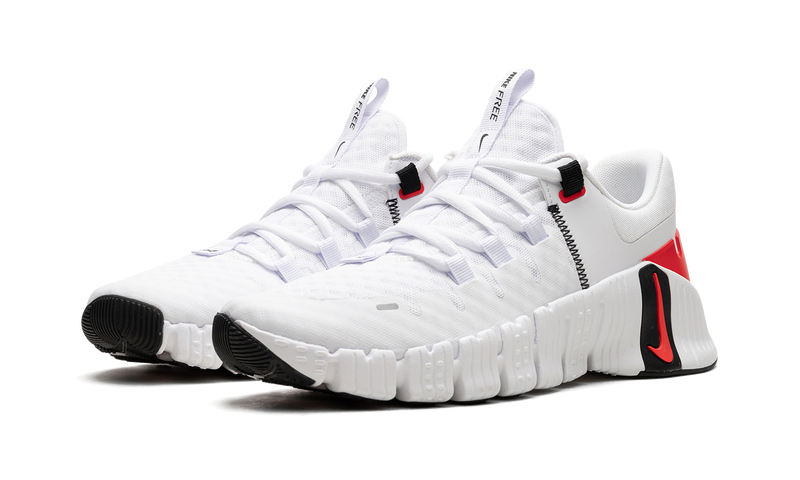 Nike Free Metcon 5 "White / Bright Crimson" DV3949-100